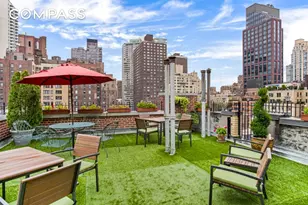 321 E 54th St, New York City, NY 10022 - Photo 9