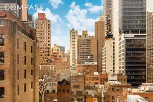 221 E 50th St, New York City, NY 10022 - Photo 7