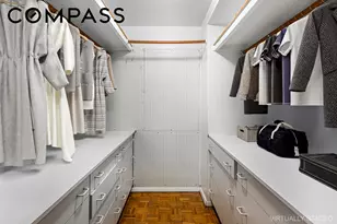 221 E 50th St, New York City, NY 10022 - Photo 5