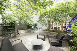 255 E 74th St, New York City, NY 10021 - Photo 11