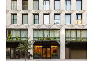 215 W 28th St, New York, NY 10001 - Photo 21