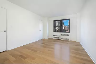 240 E 76th Street #7-M, New York City, NY 10021 - Photo 7