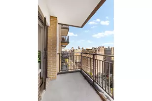 201 W 70th St, New York City, NY 10023 - Photo 7