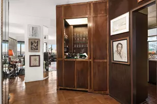 24 Central Park S, New York City, NY 10019 - Photo 11