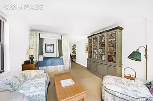 345 E 52nd St, New York City, NY 10022 - Photo 1