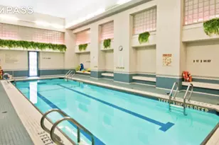 301 W 57th St, New York City, NY 10019 - Photo 11