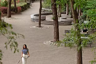 430 E 58th St, New York City, NY 10022 - Photo 23