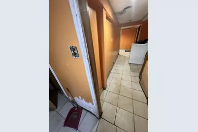 1707 Rockaway Parkway, New York City, NY 11236 - Photo 9