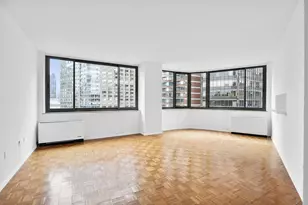 2000 Broadway, New York City, NY 10023 - Photo 1