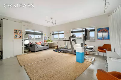 251 Montrose Avenue, New York City, NY 11206 - Photo 9