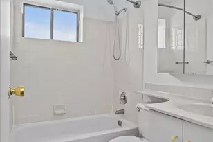 23-22 30th Rd, New York City, NY 11102 - Photo 9