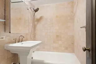 320 E 42nd St, New York City, NY 10017 - Photo 5