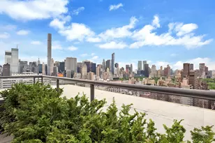 190 E 72nd St, New York City, NY 10021 - Photo 3