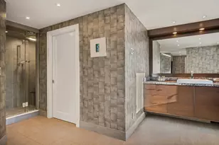 190 E 72nd St, New York City, NY 10021 - Photo 7