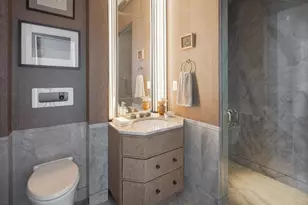 111 W 57th St, New York City, NY 10019 - Photo 9