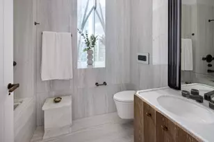 111 W 57th St, New York City, NY 10019 - Photo 11