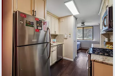 2 Bay Club Drive #1-V, New York City, NY 11360 - Photo 7