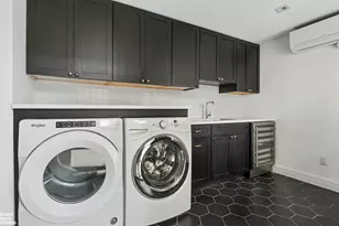 170 S 4th St, New York City, NY 11211 - Photo 11