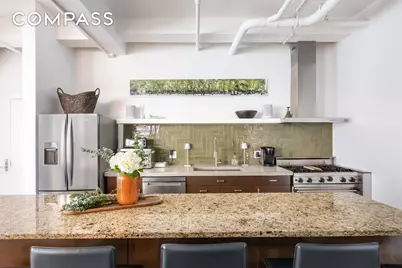 241 W 36th Street #7R, New York City, NY 10018 - Photo 3