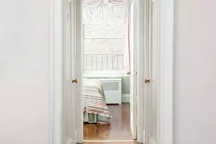 1060 Park Ave, New York City, NY 10128 - Photo 5