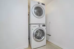 1322 E 14th St, New York City, NY 11230 - Photo 27