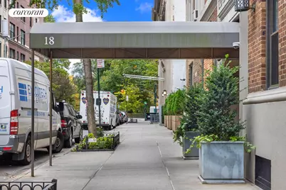 18 W 70th Street #8C, New York City, NY 10023 - Photo 17