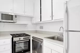 420 E 72nd St, New York City, NY 10021 - Photo 11