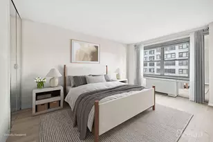 360 E 72nd St, New York City, NY 10021 - Photo 9