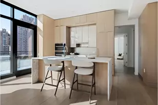 111 W 56th St, New York City, NY 10019 - Photo 3