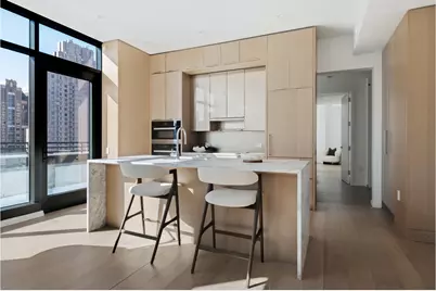 111 W 56th Street #PHB, New York City, NY 10019 - Photo 3
