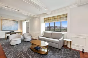 160 Central Park S, New York City, NY 10019 - Photo 9