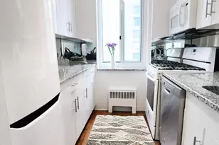 220 E 65th St, New York City, NY 10065 - Photo 3