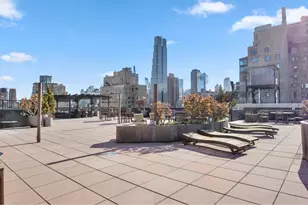 11 Riverside Dr, New York City, NY 10023 - Photo 9