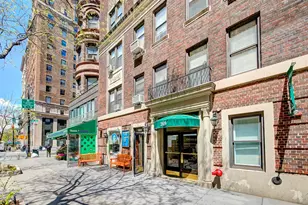 269 W 72nd St, New York City, NY 10023 - Photo 7