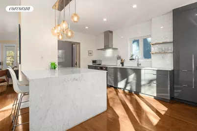 28 Wellington Court, New York City, NY 11230 - Photo 5