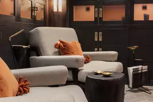 252 South St, New York City, NY 10002 - Photo 17