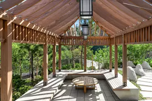 252 South St, New York City, NY 10002 - Photo 29