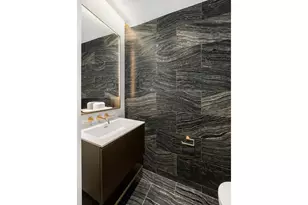 215 W 28th St, New York City, NY 10001 - Photo 15