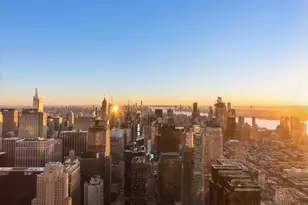 217 W 57th St, New York City, NY 10019 - Photo 13