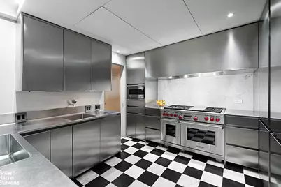 563 Park Avenue #5/6W, New York City, NY 10021 - Photo 5
