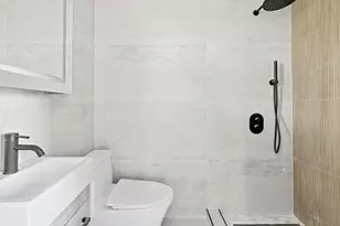 62 Veronica Pl, New York City, NY 11226 - Photo 7