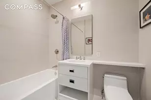 305 E 85th St, New York City, NY 10028 - Photo 11