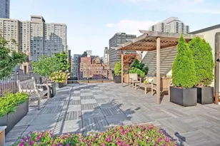 333 E 53rd St, New York City, NY 10022 - Photo 9