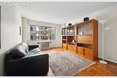 311 E 71st Street #8G, New York City, NY 10021 - Photo 11