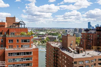 60 E End Avenue #21A, New York City, NY 10028 - Photo 3