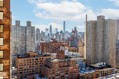60 E End Avenue #21A, New York City, NY 10028 - Photo 11