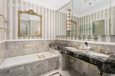 2 E 55th Street #829W38, New York City, NY 10022 - Photo 5