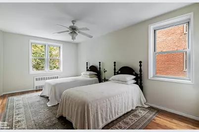 525 W 236th Street #2D, New York City, NY 10463 - Photo 7