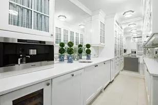 4 E 72nd St, New York City, NY 10021 - Photo 7