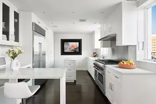 9 E 96th St, New York City, NY 10128 - Photo 7